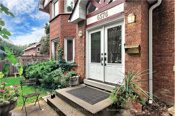 6576 Mockingbird Lane, Mississauga