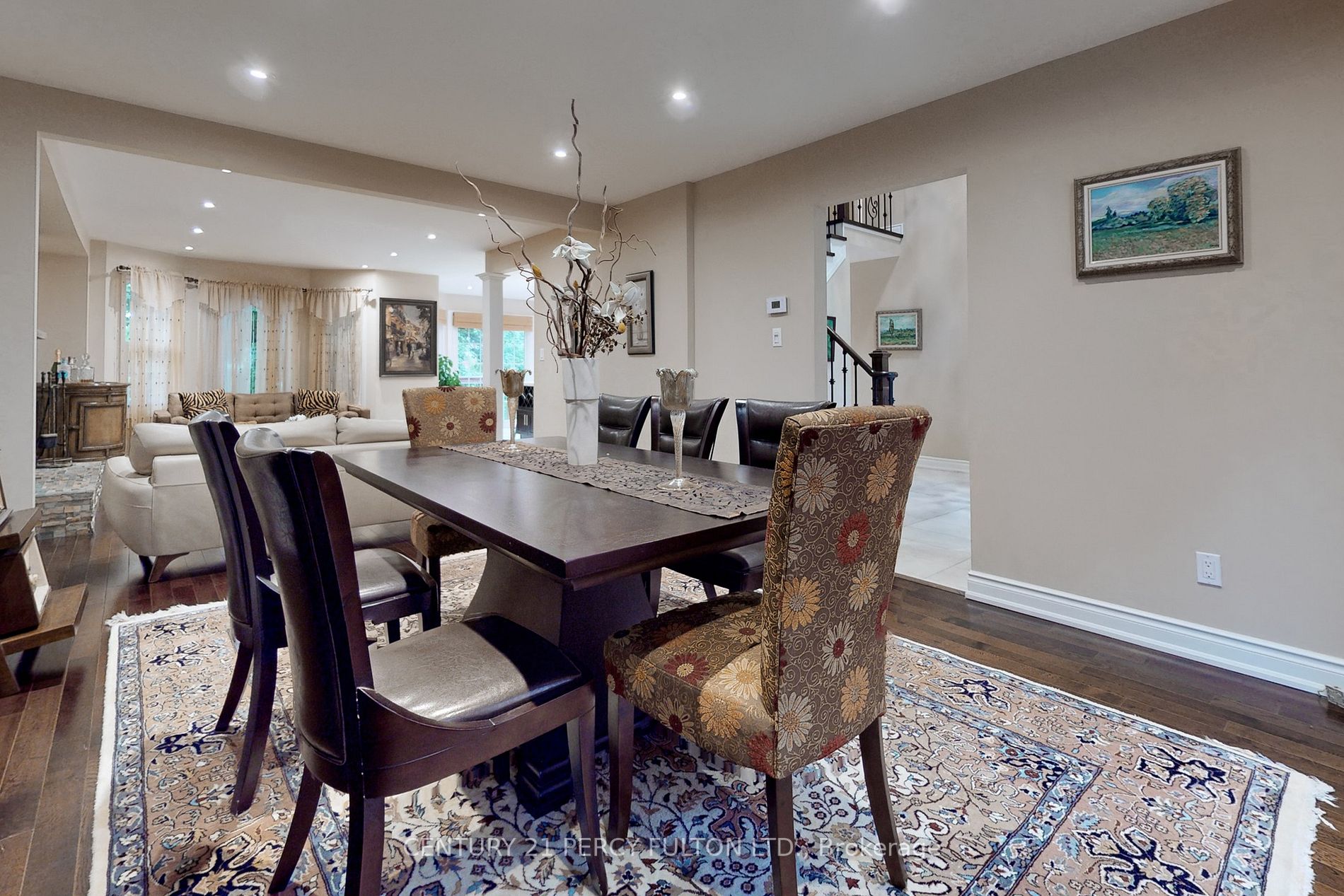 6576 Mockingbird Lane