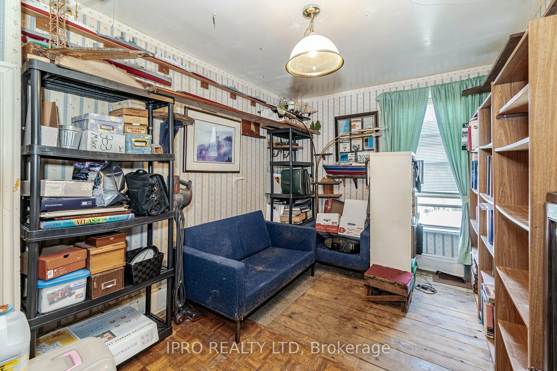 93 Church St E
