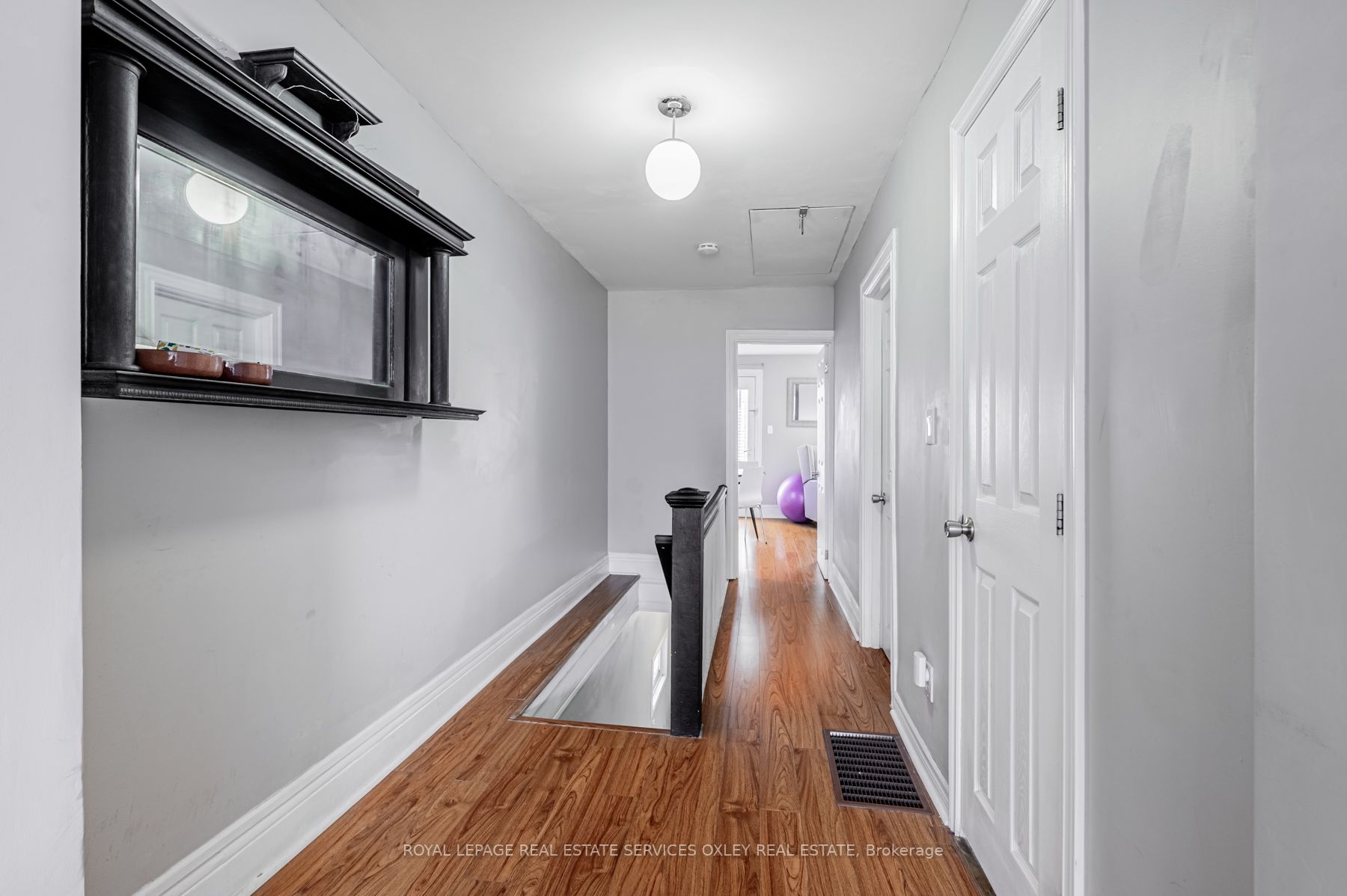 17 Garnet Ave