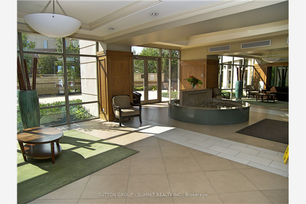 2391 Central Park Dr, Oakville
