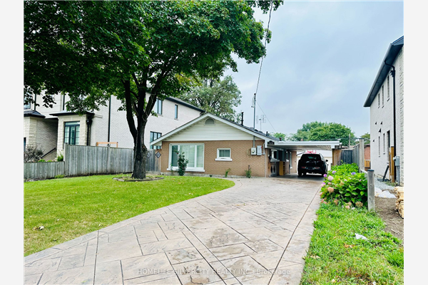 7626 Redstone Rd, Mississauga