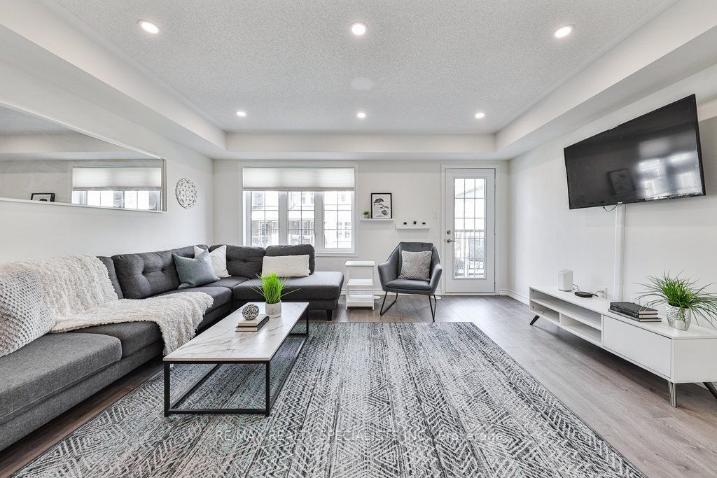 1222 Rose Way, #69