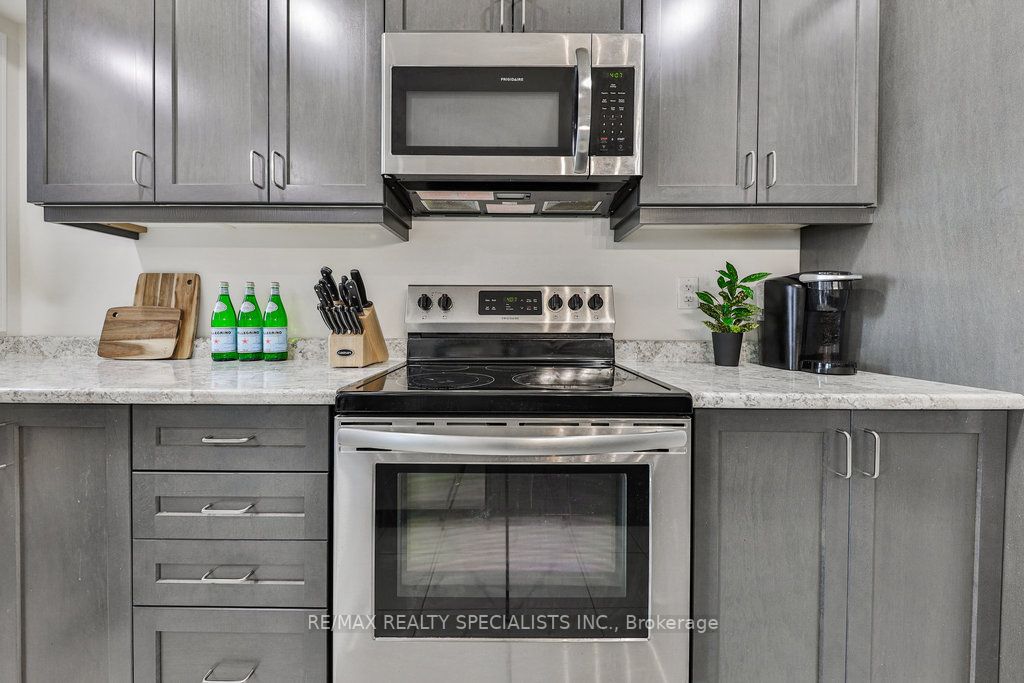 1222 Rose Way, #69