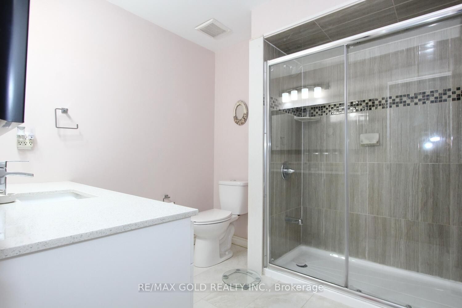 Listing W6767492 - Large Photo # 23
