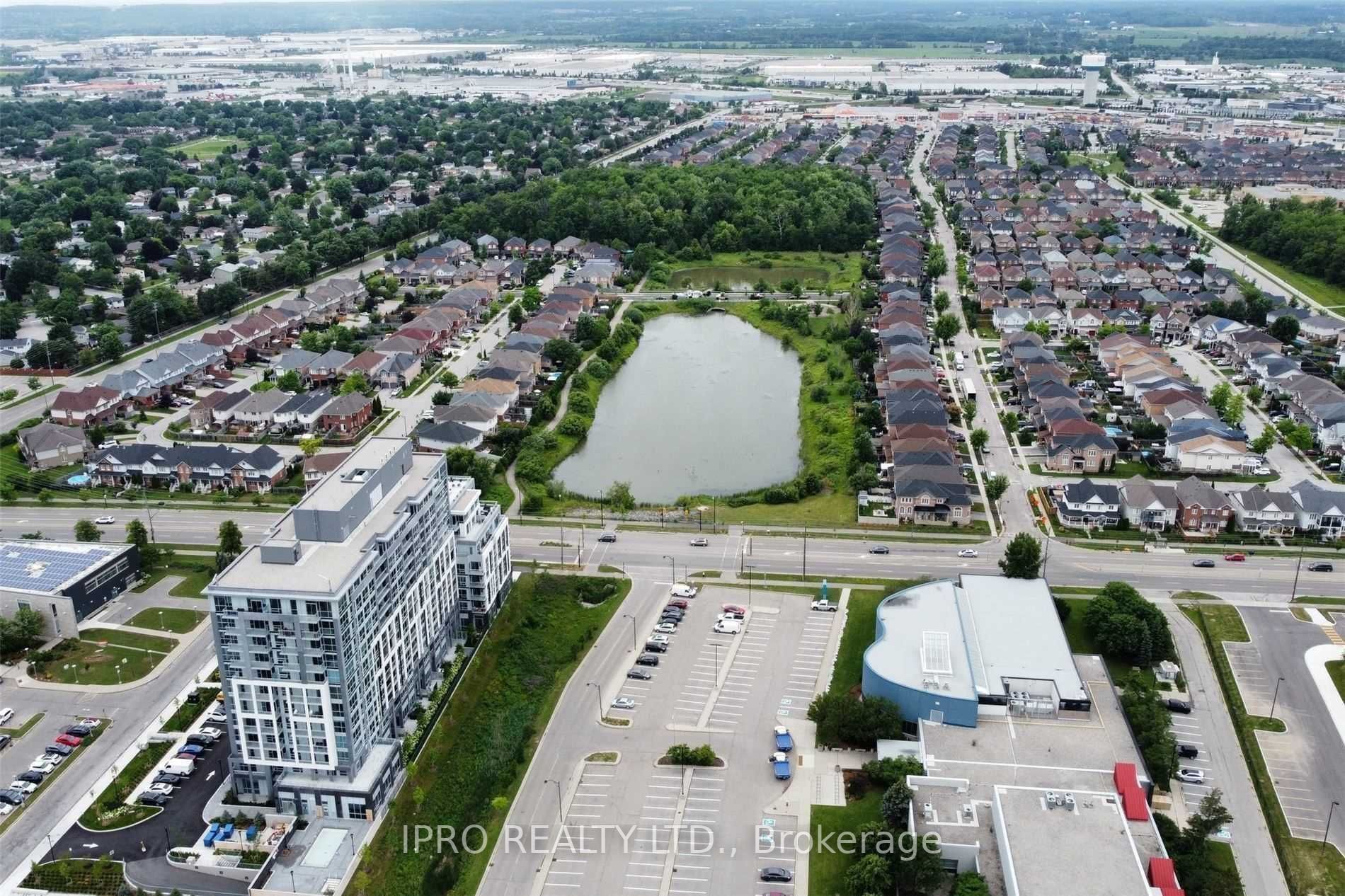1050 Main St E, #1212