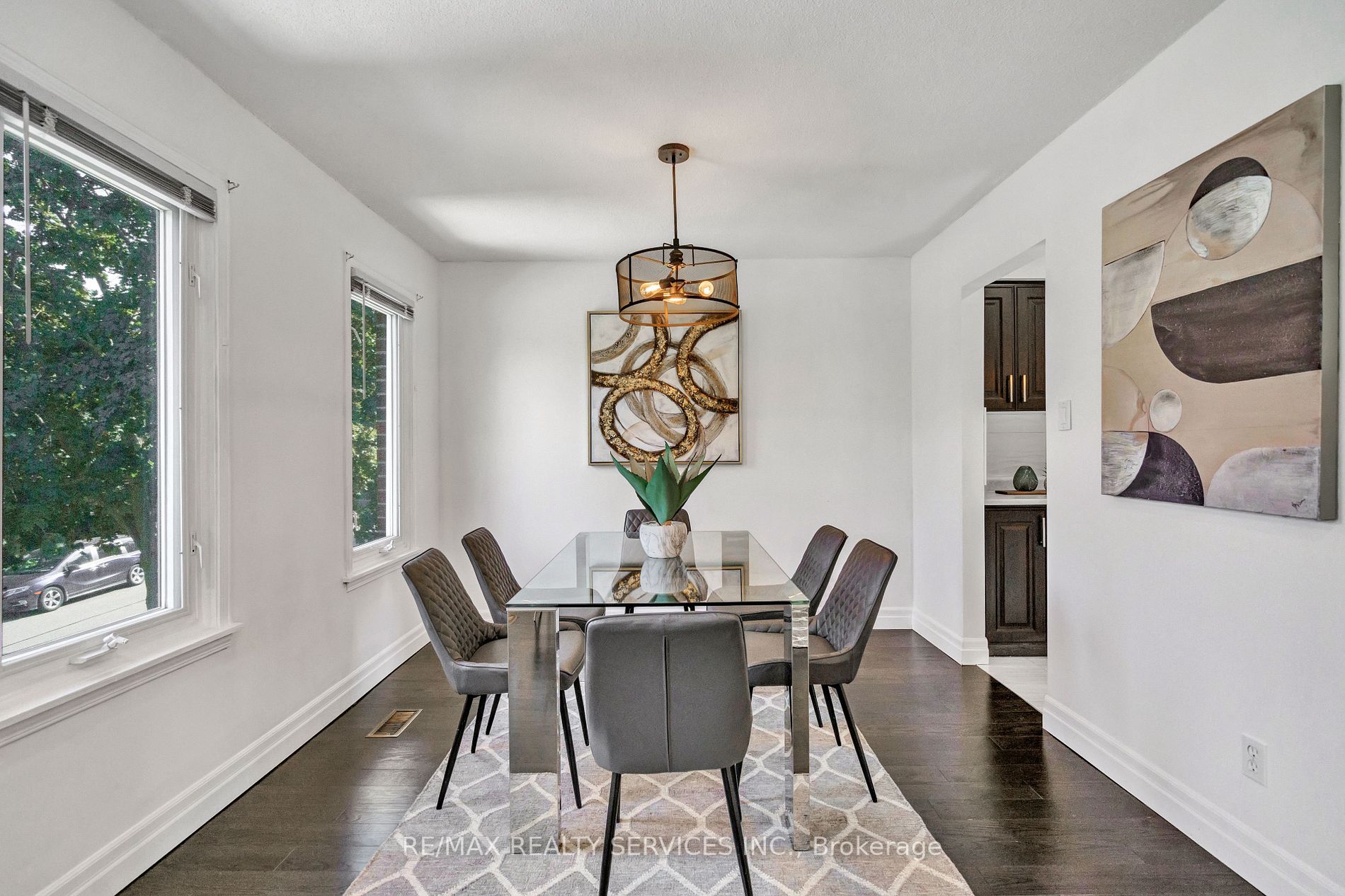 19 Nimrod Cres