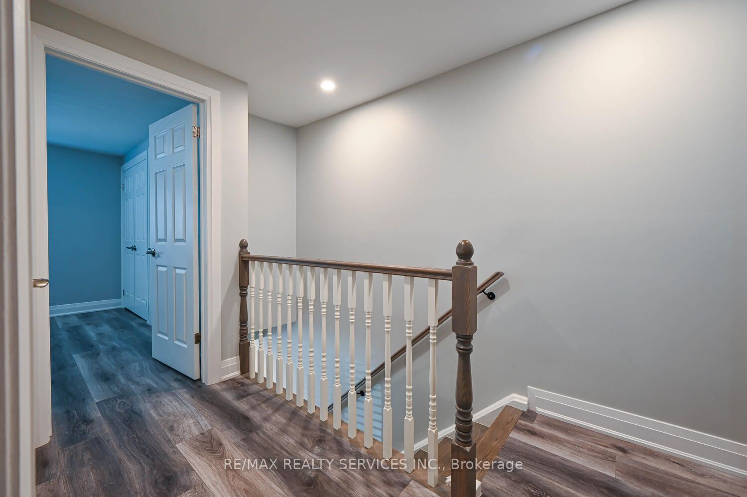 76 Carleton Pl, #76