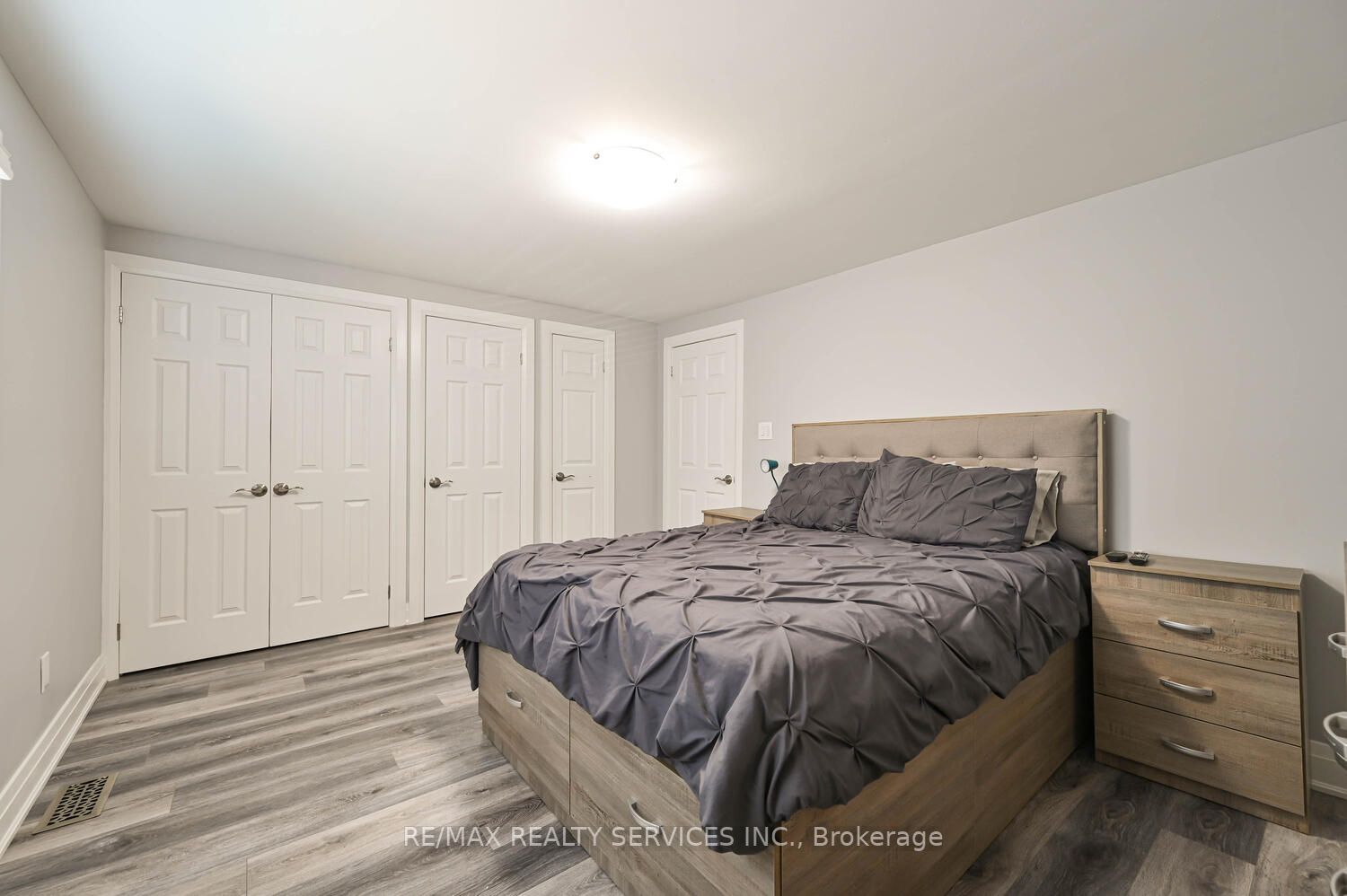 76 Carleton Pl, #76