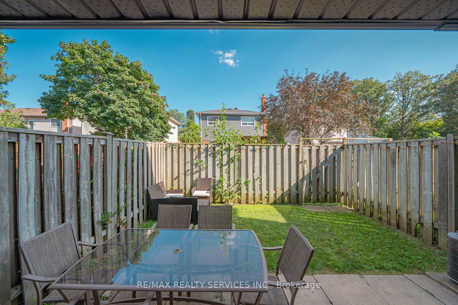 76 Carleton Pl, #76