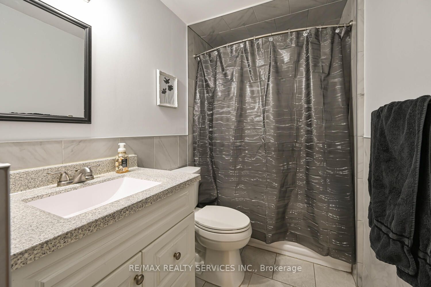 76 Carleton Pl, #76