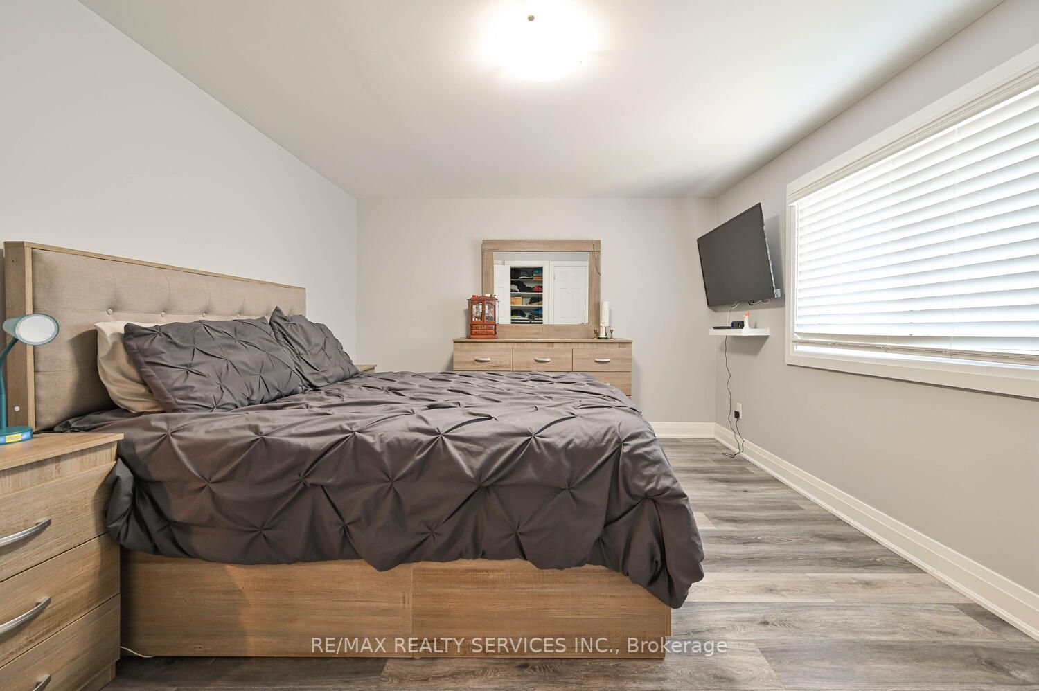 76 Carleton Pl, #76