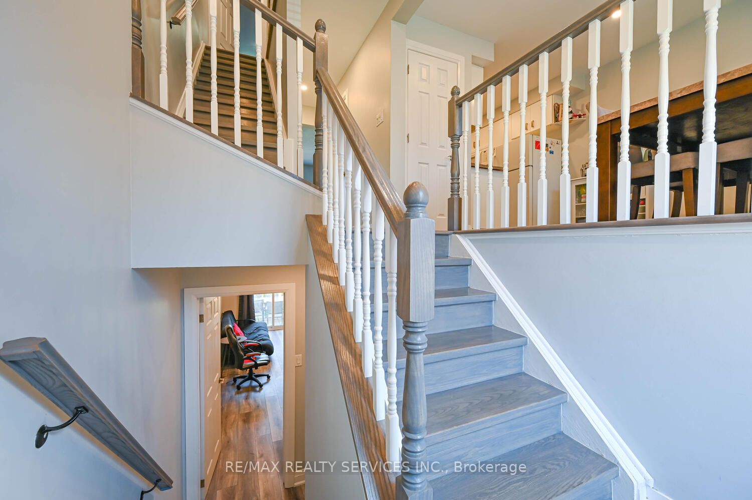 76 Carleton Pl, #76