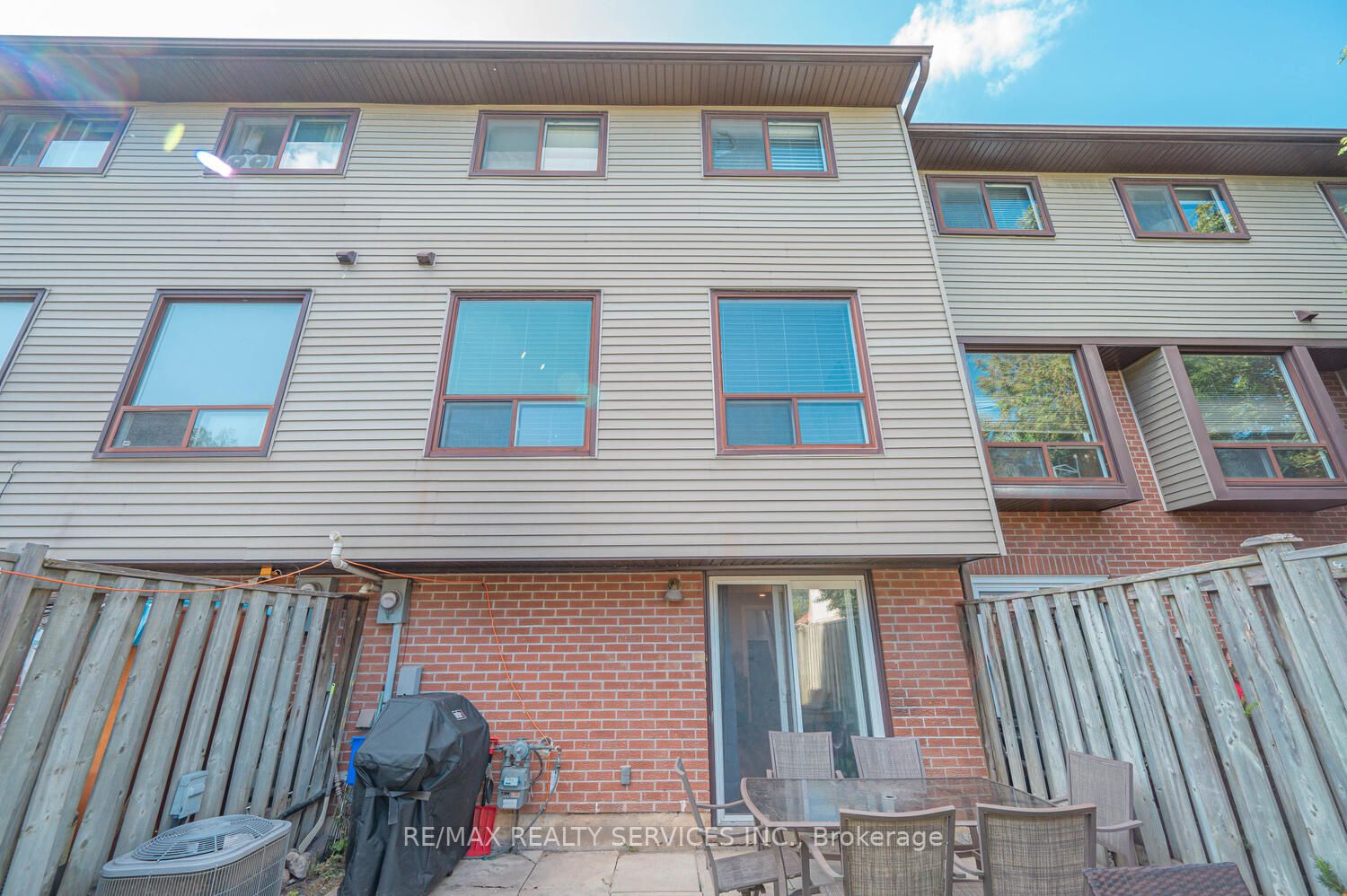 76 Carleton Pl, #76