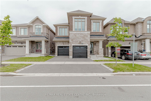 656 Kennedy Circ W, Milton