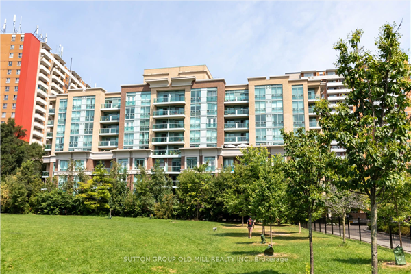 17 Michael Power Pl, Toronto