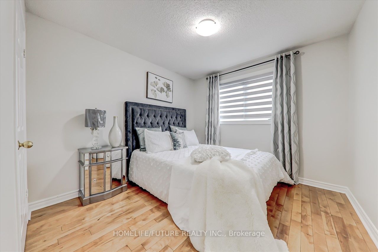 67 Candy Cres