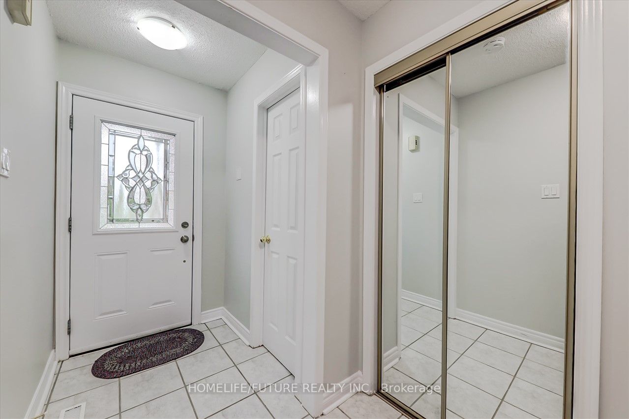 67 Candy Cres