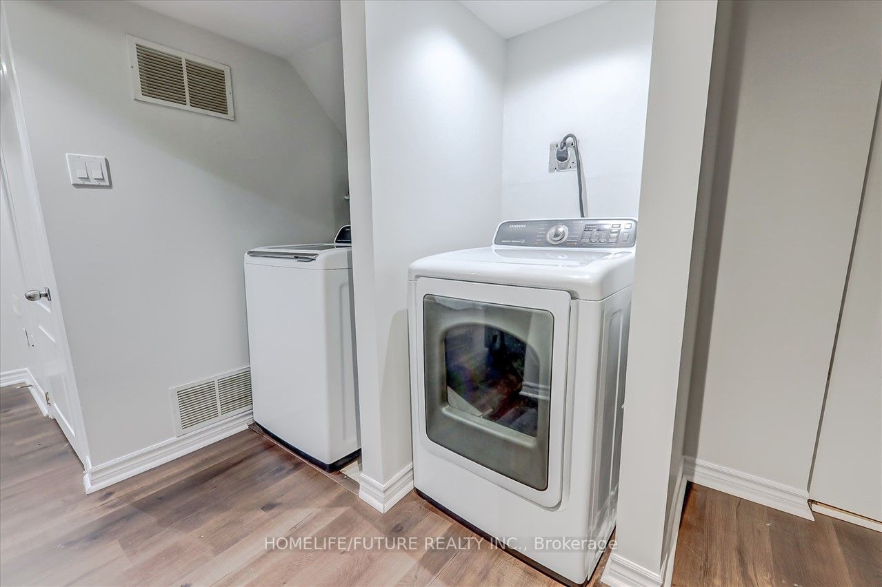 67 Candy Cres