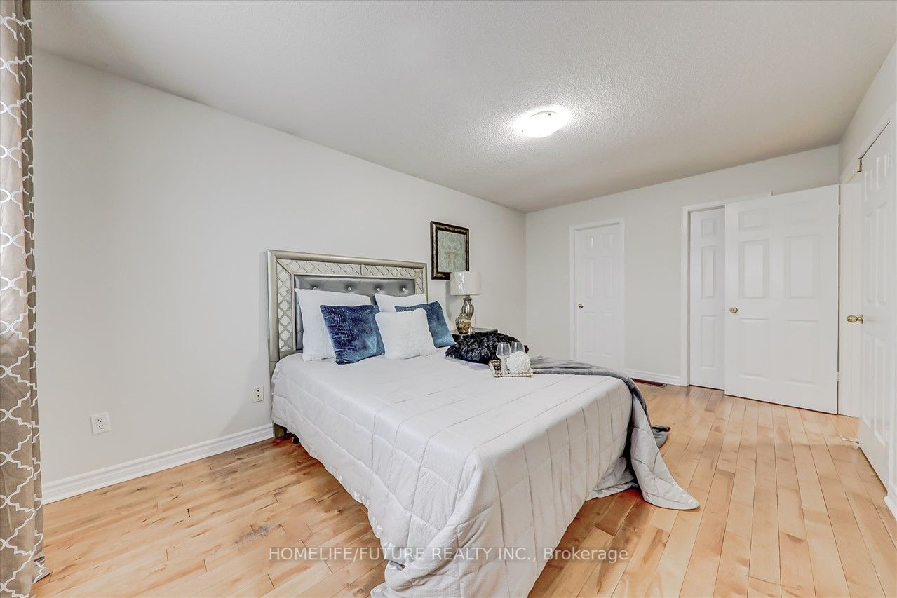 67 Candy Cres