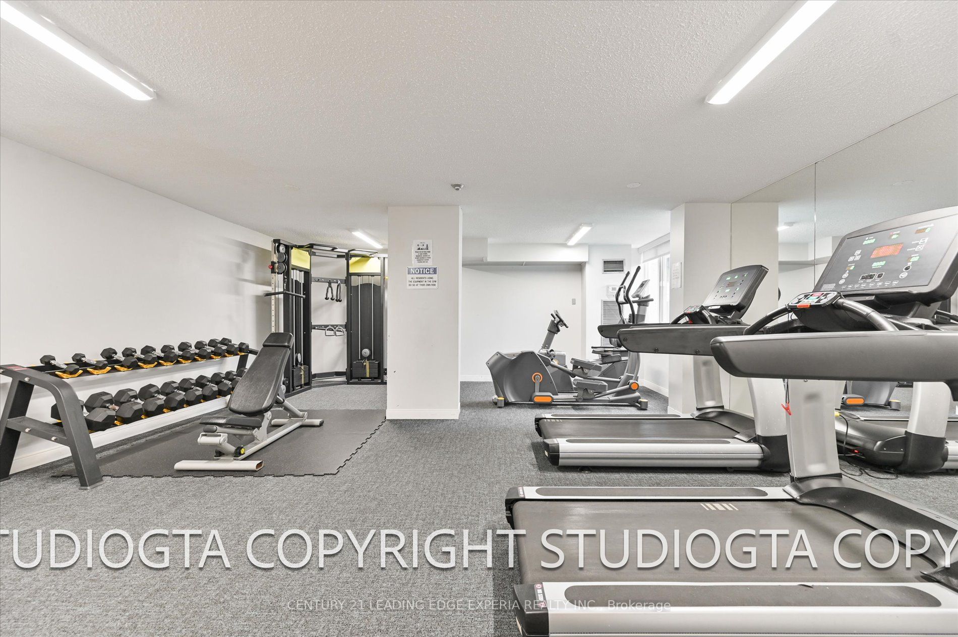 3590 Kaneff Cres, #604