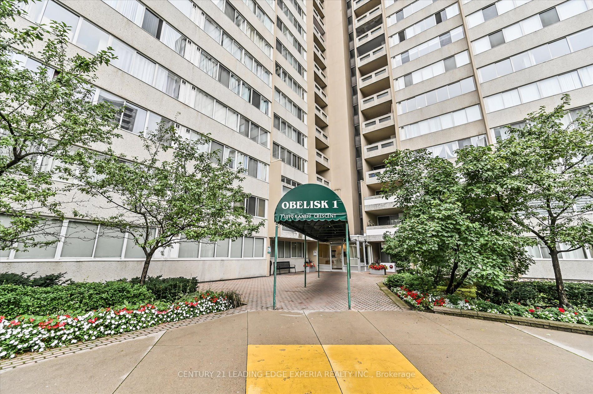 3590 Kaneff Cres, #604