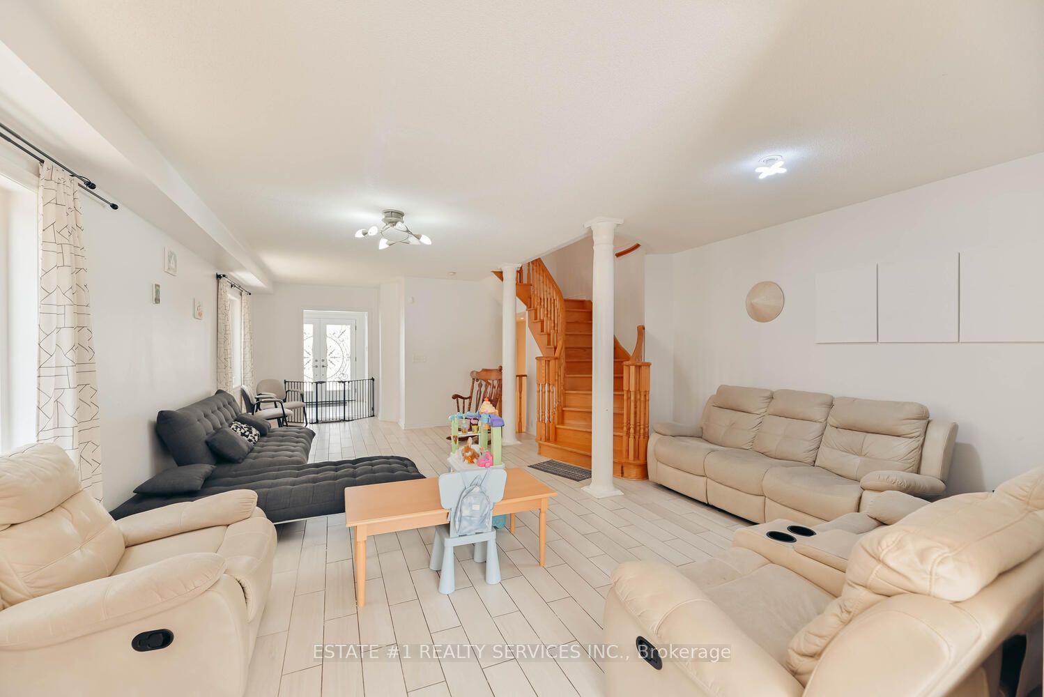 7258 Gagliano Dr