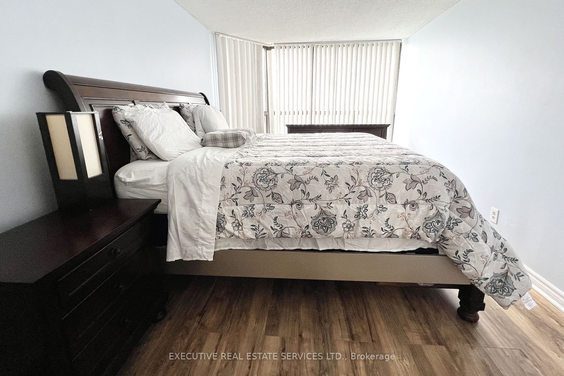 25 Agnes St, #409