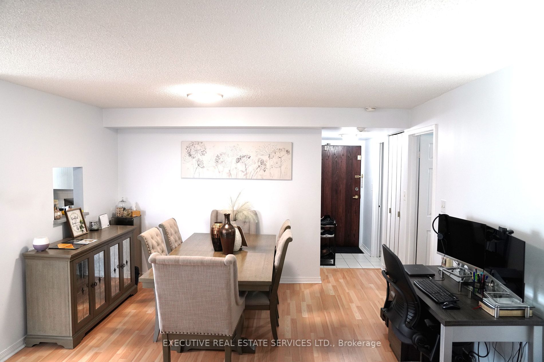 25 Agnes St, #409
