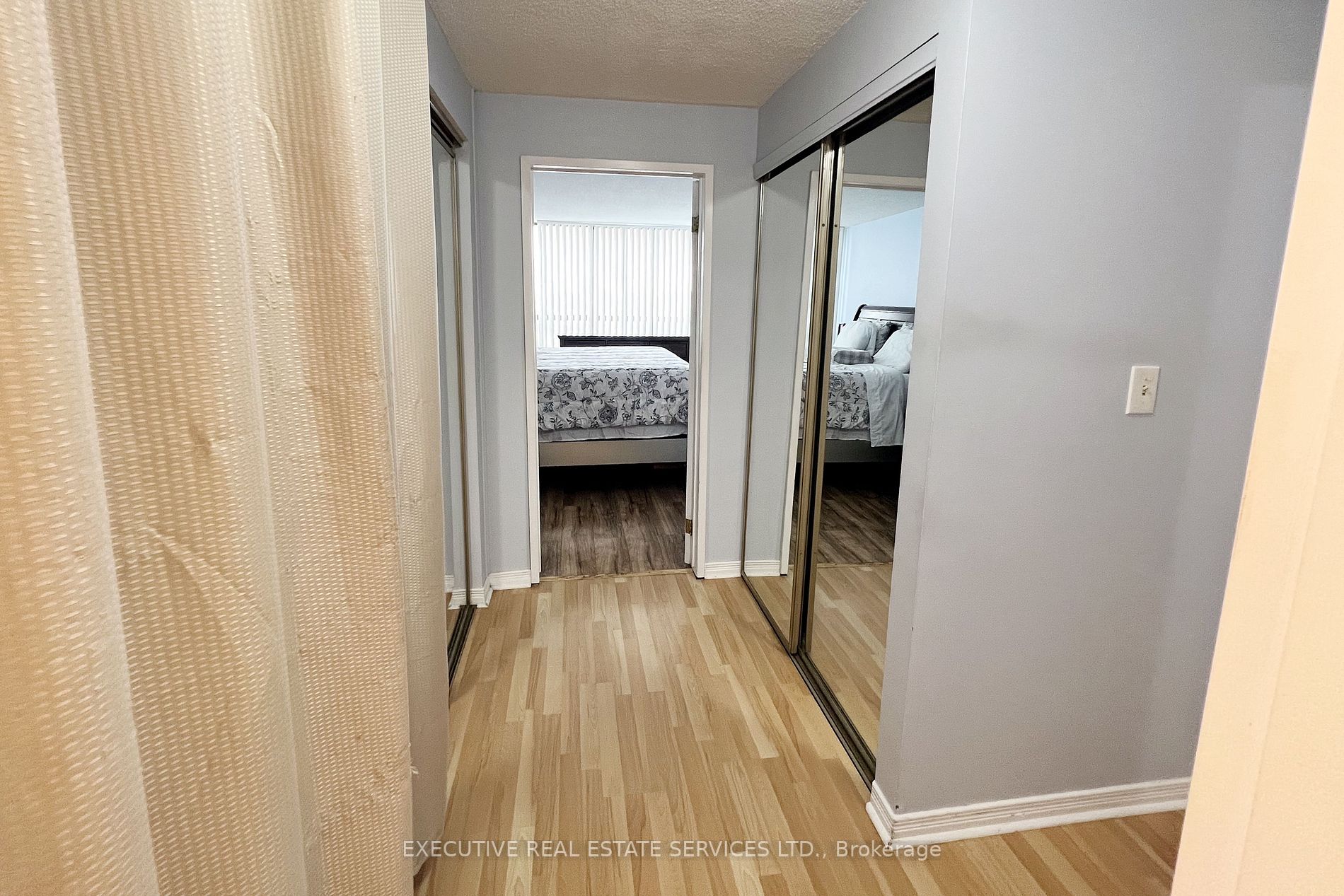 25 Agnes St, #409