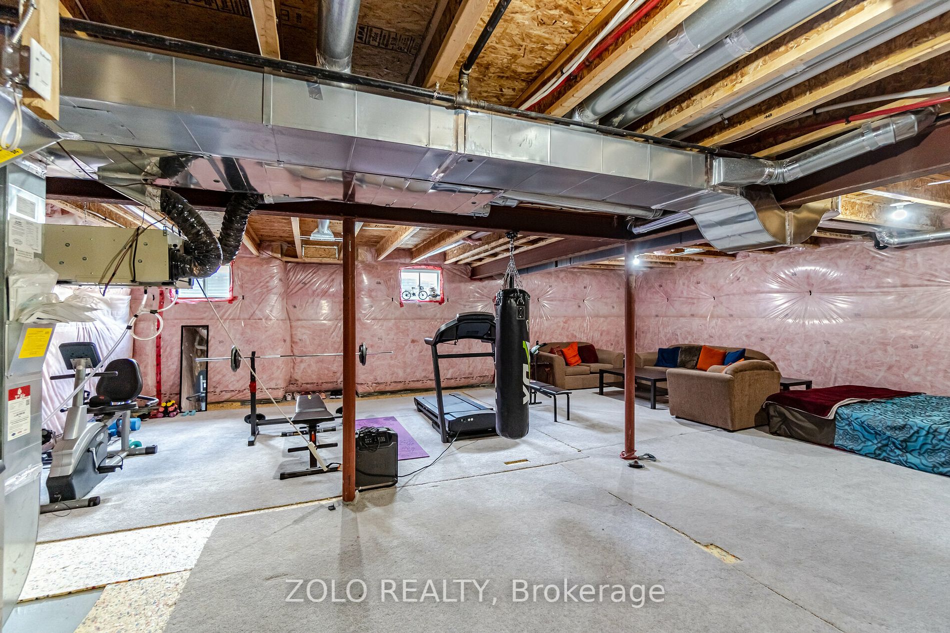 160 Thornbush Blvd