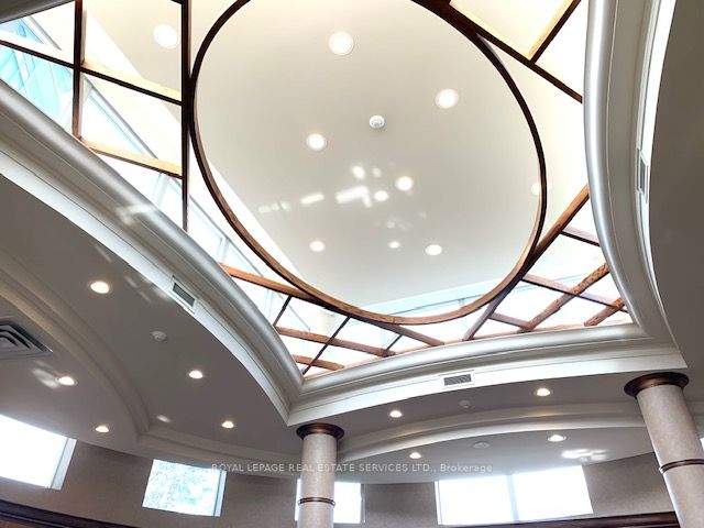 4879 Kimbermount Ave, #807