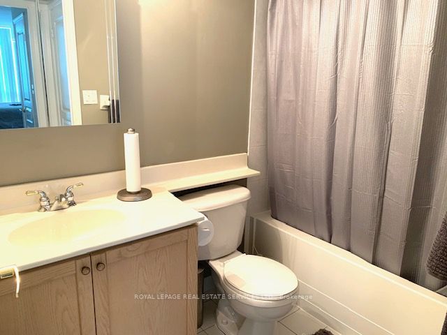 4879 Kimbermount Ave, #807