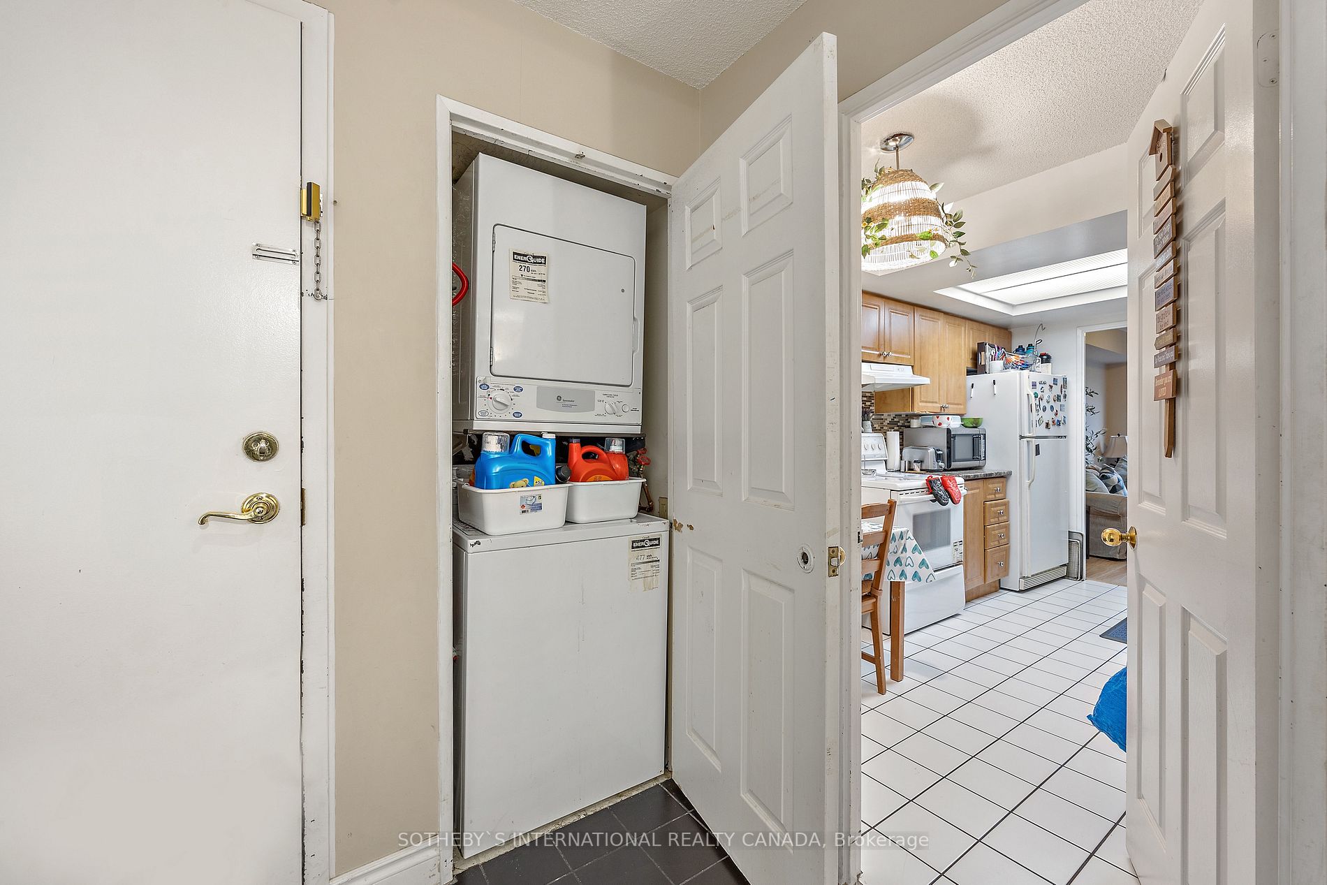 4460 Tucana Crt, #2004