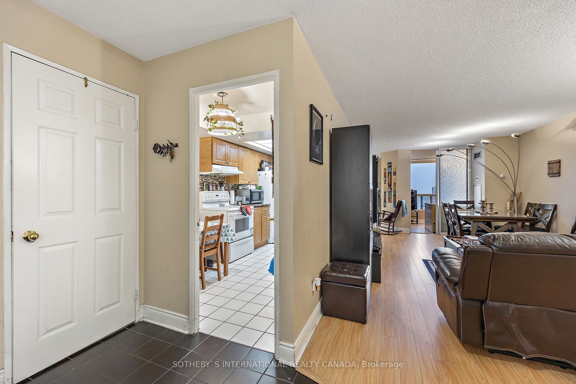 4460 Tucana Crt, #2004