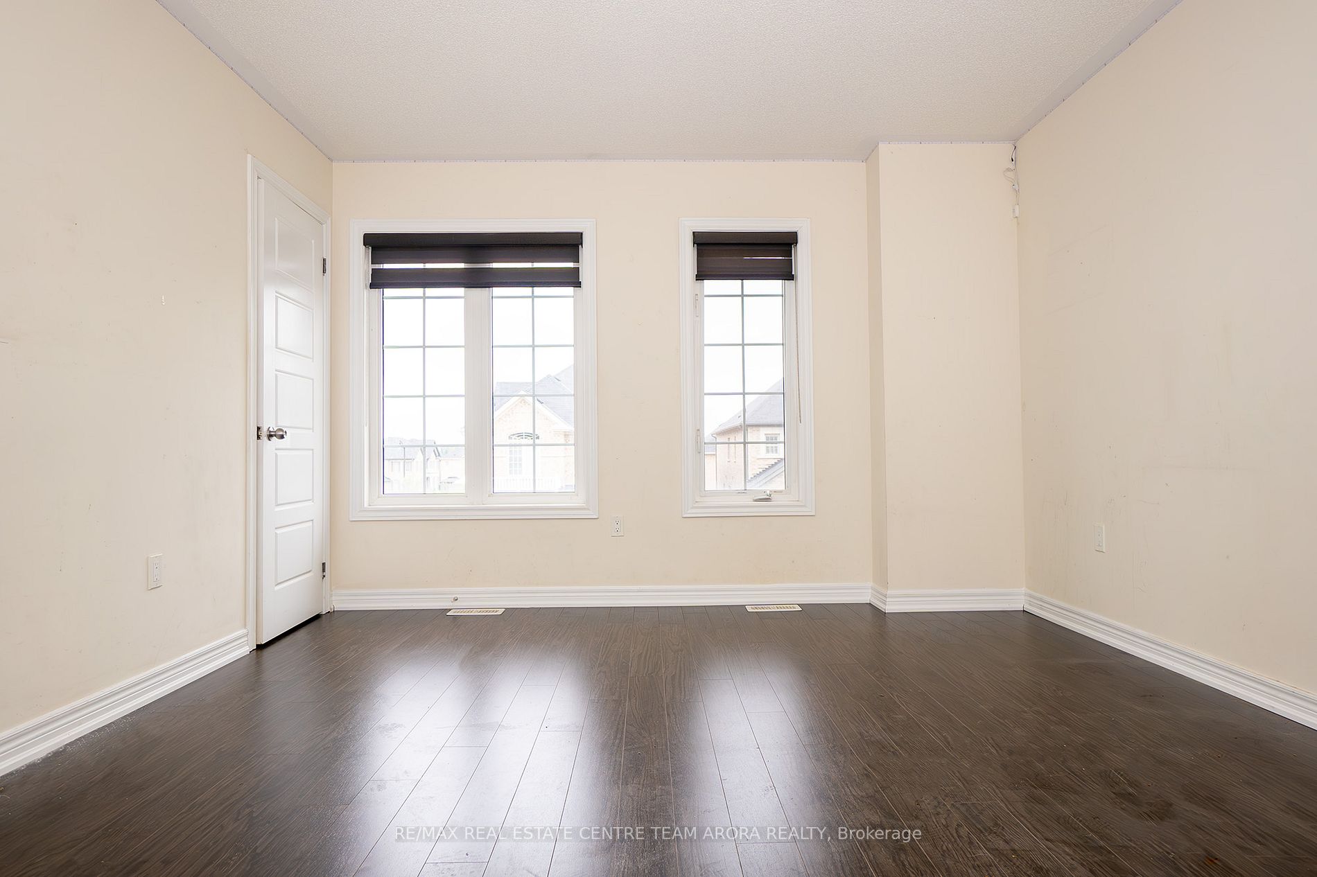 2 Kenora St