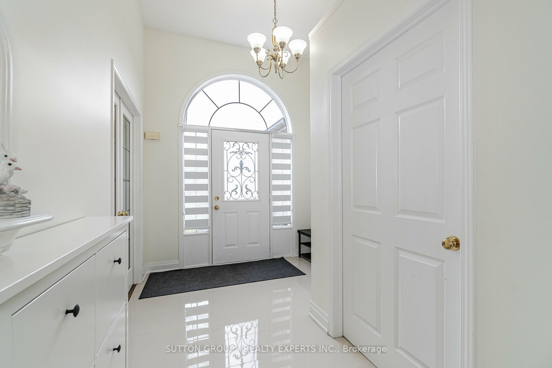 52 Alder St