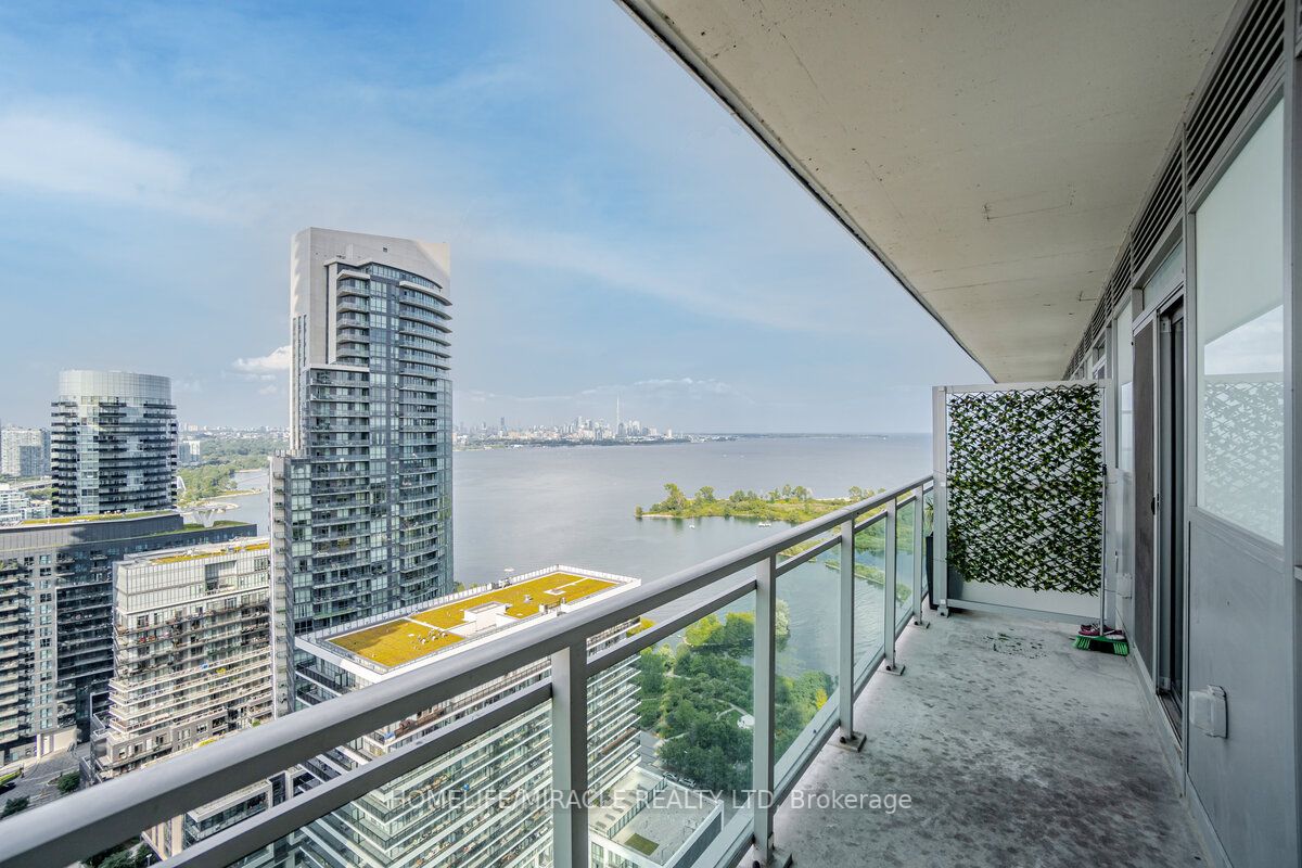 33 Shore Breeze Dr, #2707