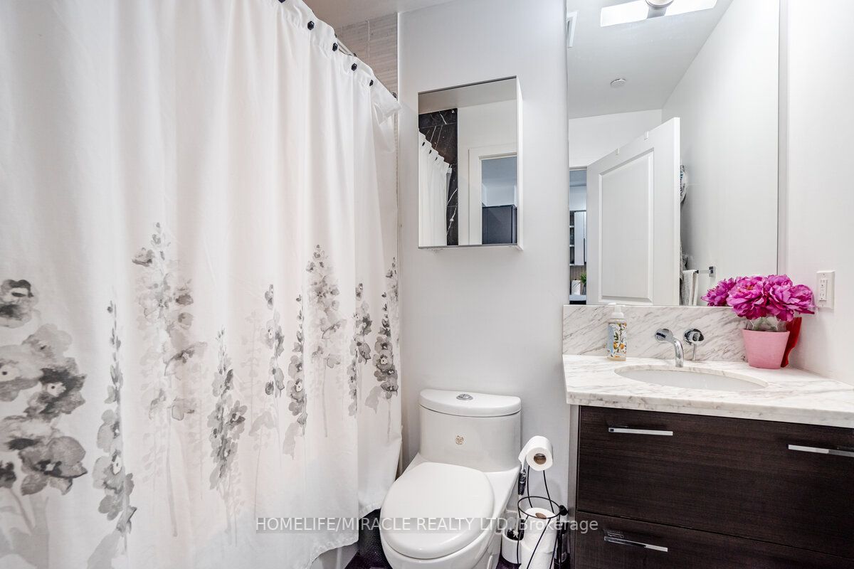 33 Shore Breeze Dr, #2707