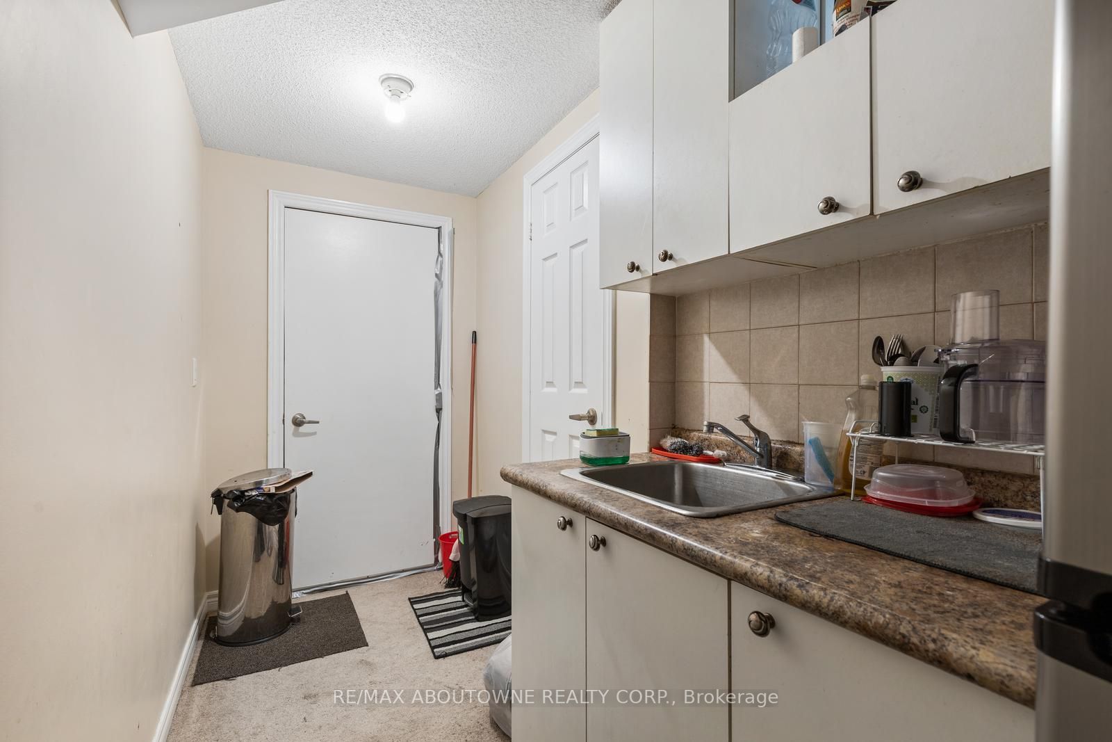 3065 Mission Hill Drive