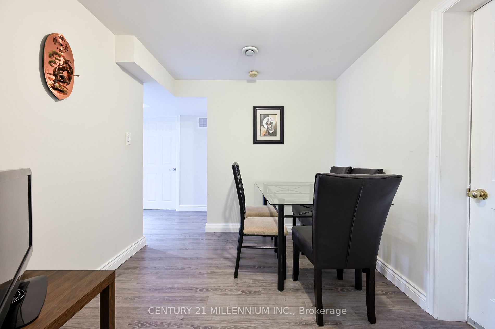 128 Benjamin Crescent