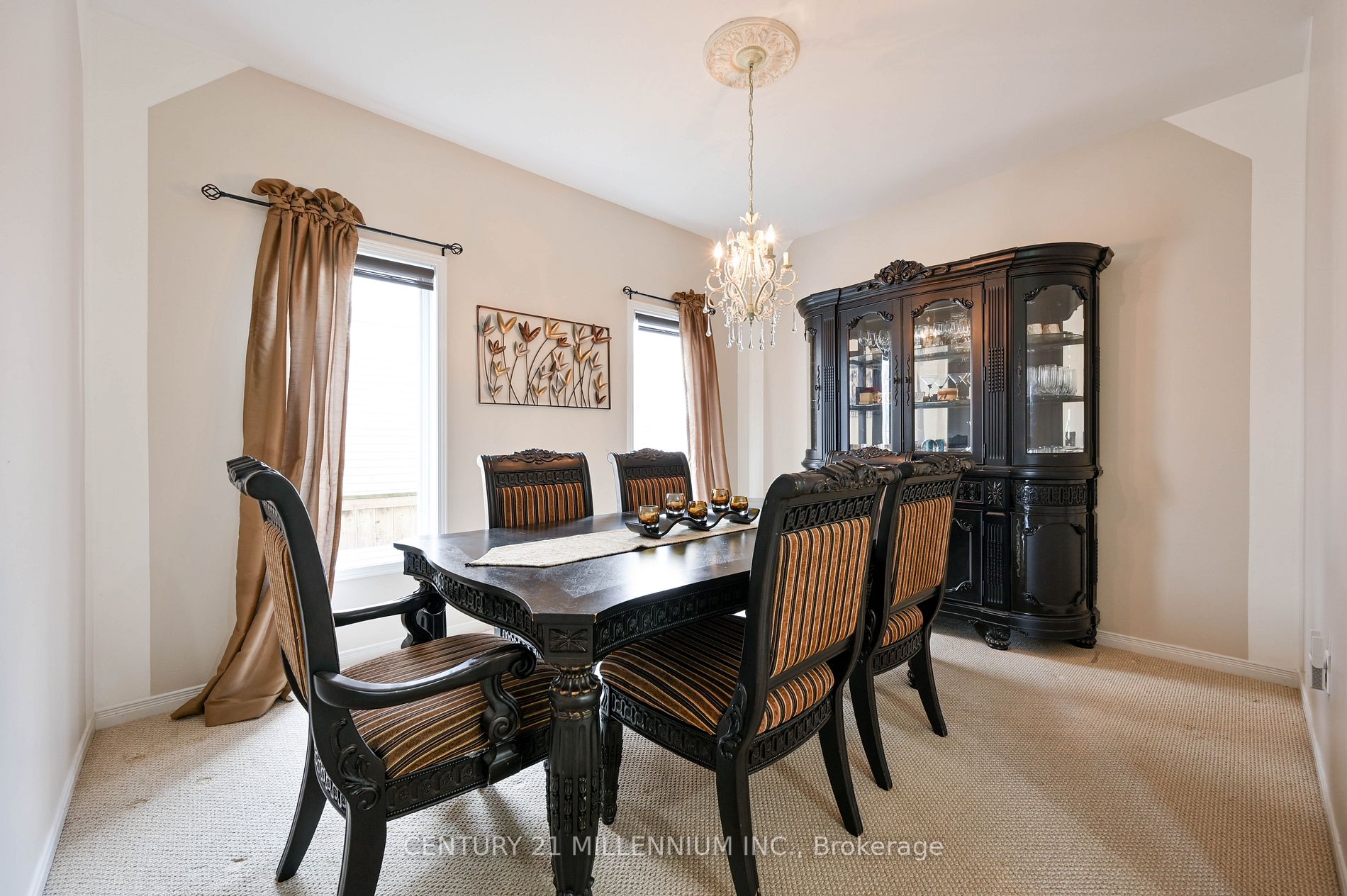 128 Benjamin Crescent