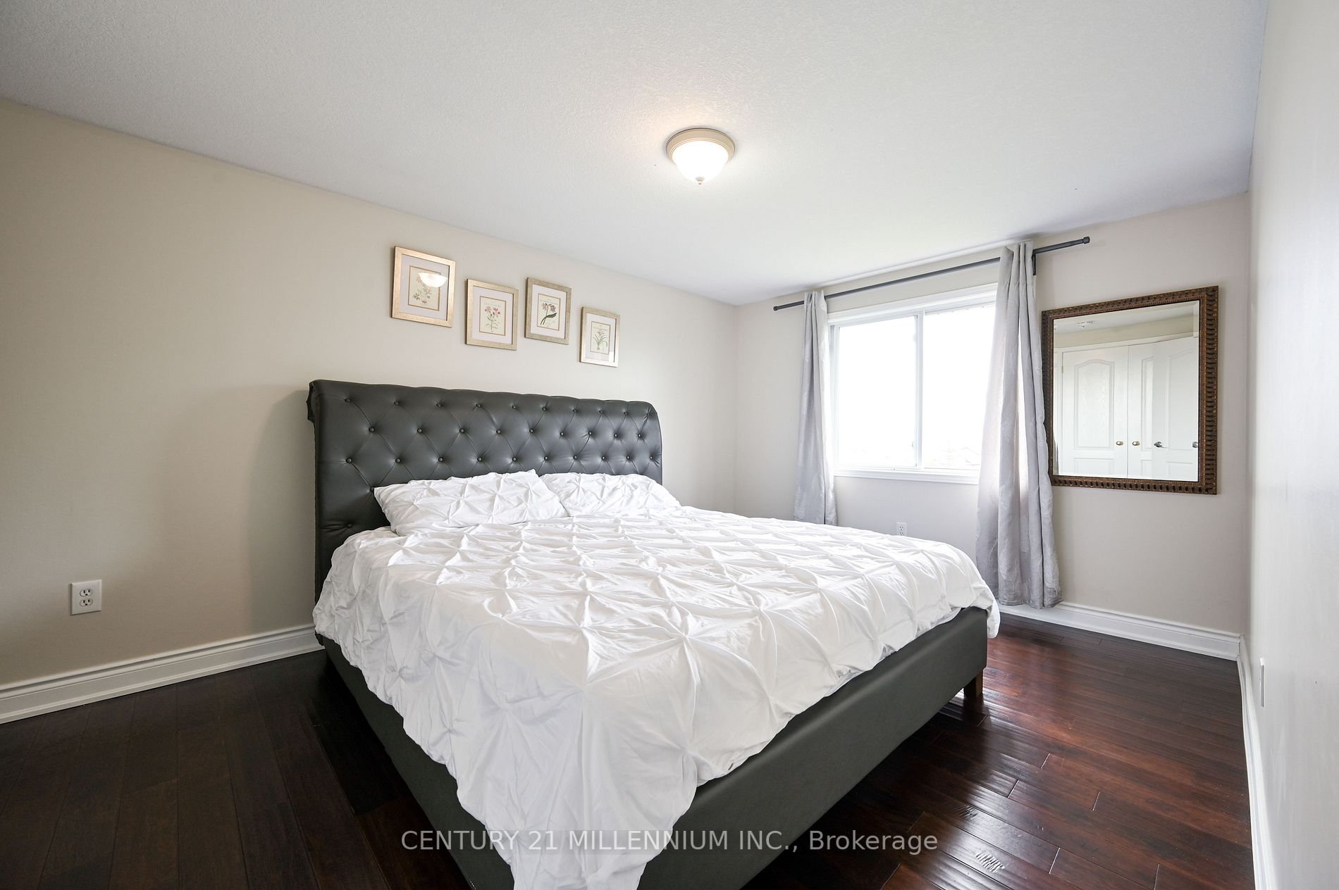 128 Benjamin Crescent