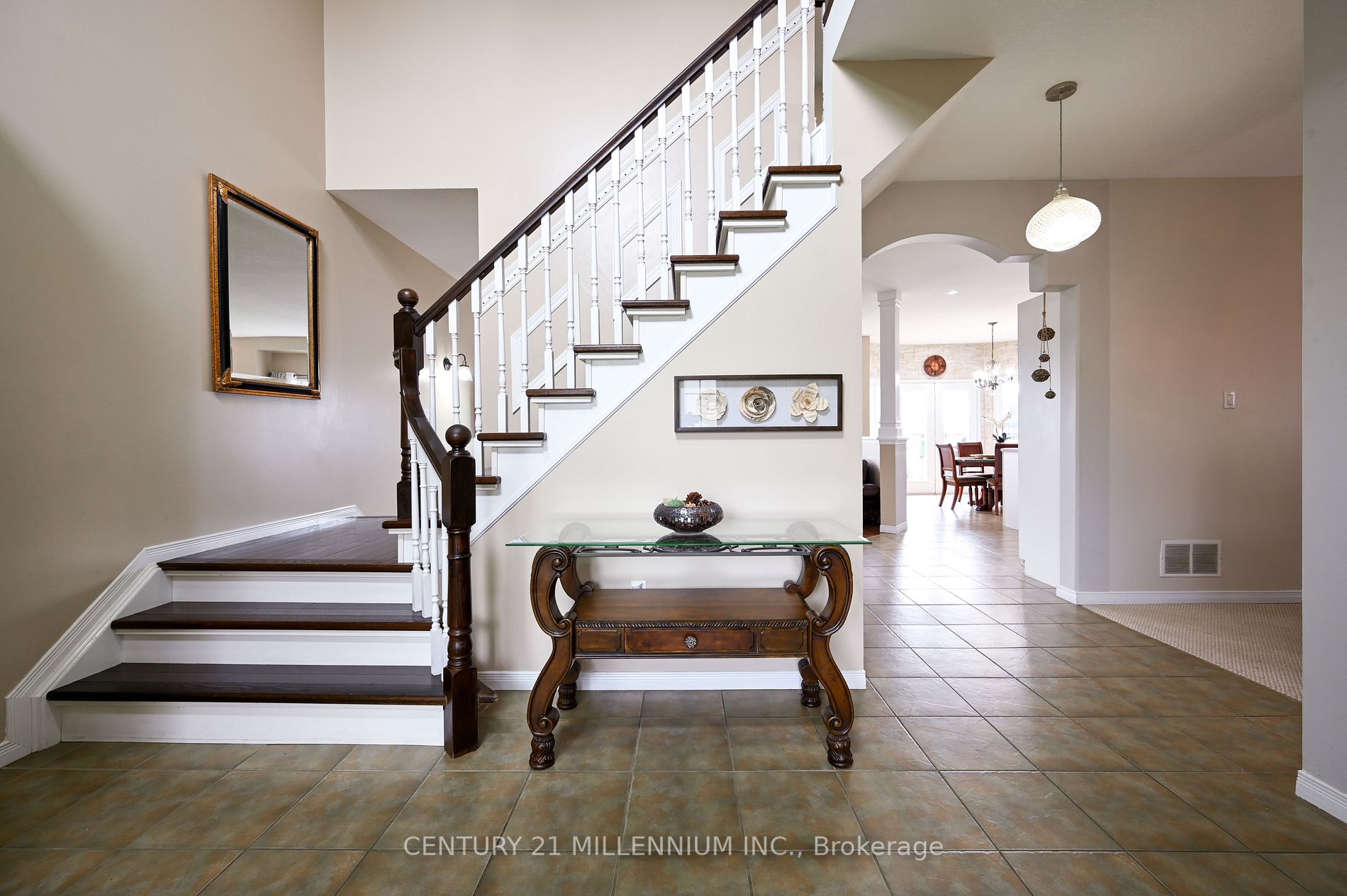128 Benjamin Crescent