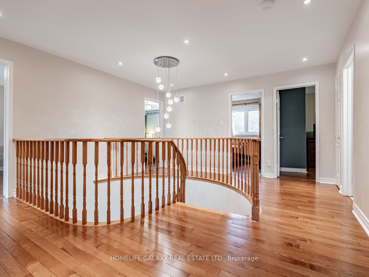 13 Major William Sharpe Dr