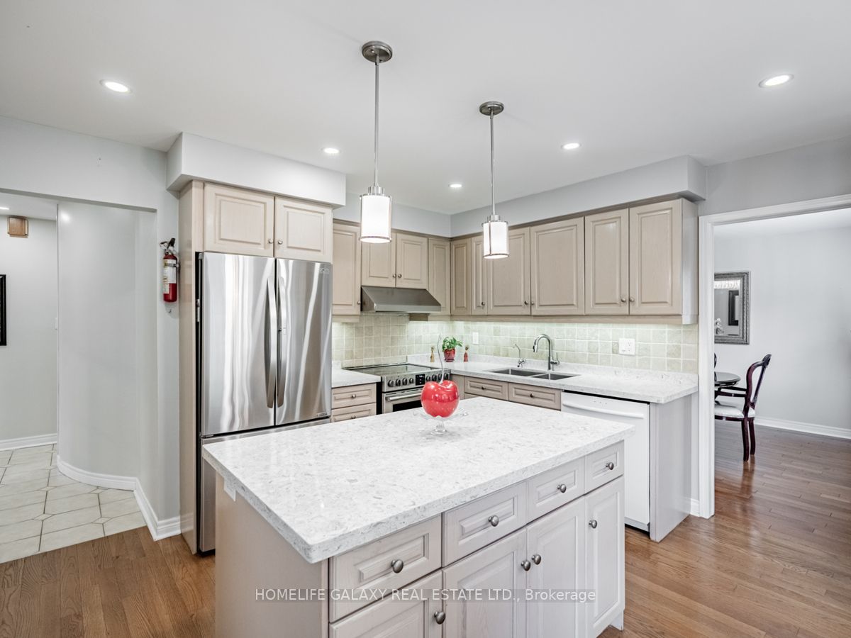13 Major William Sharpe Dr