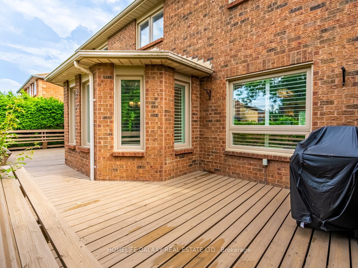 13 Major William Sharpe Dr