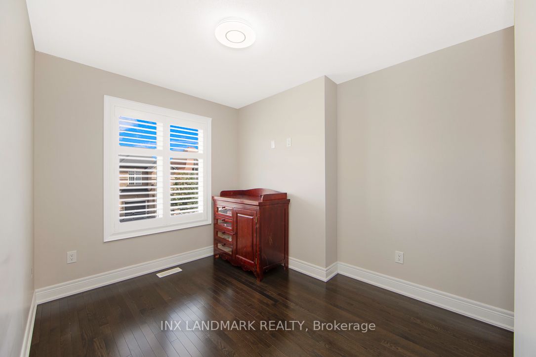 34 Wasaga Rd