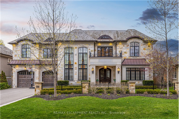 58 Chartwell Rd, Oakville