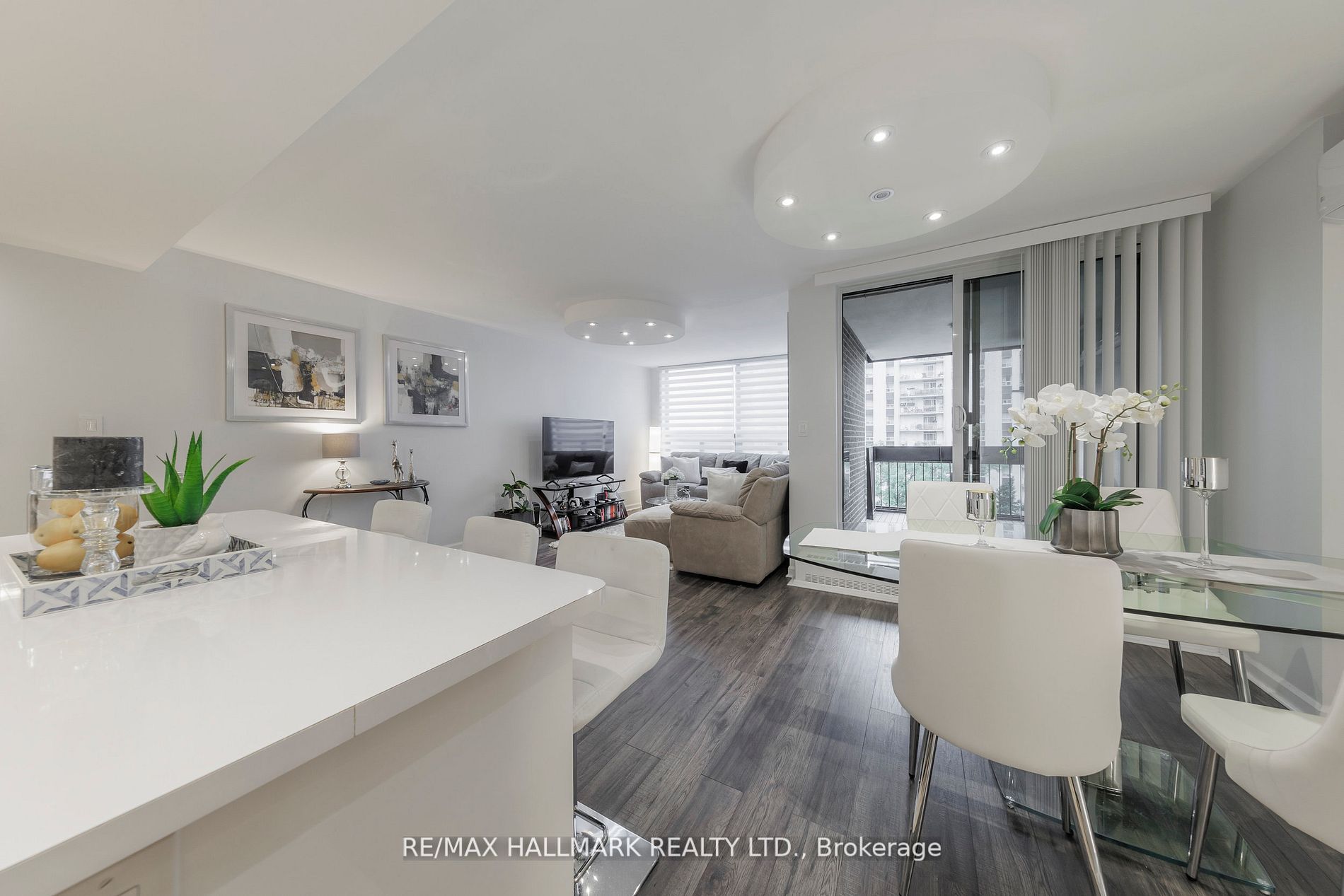 2542 Argyle Rd, #702